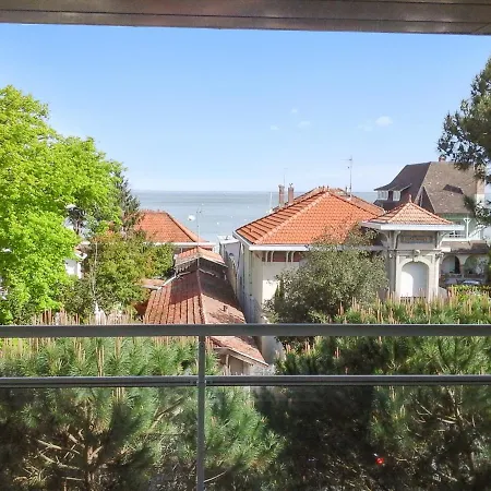 דירה D'une A A 30 M De La Avec Vue Sur La Terrasse Amenagee Et Wifi ארסשון